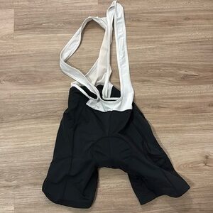 Mens Santic cycling bibs. Great condition size Medium